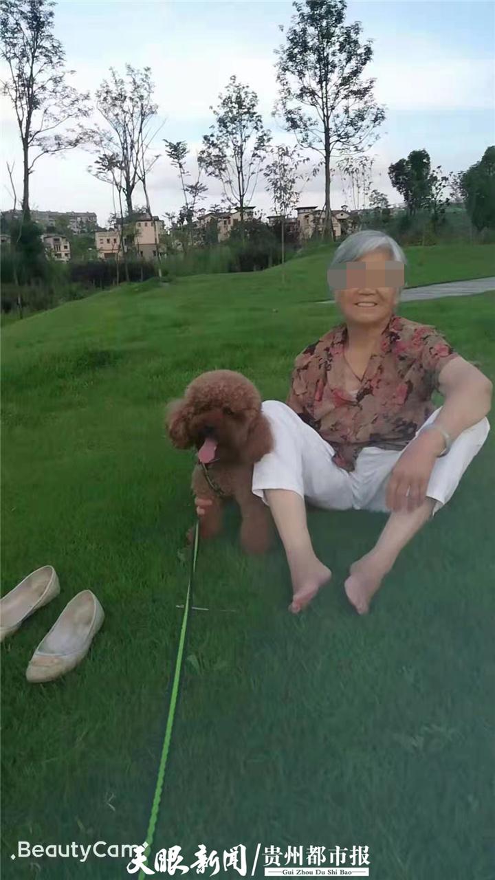 DƬ